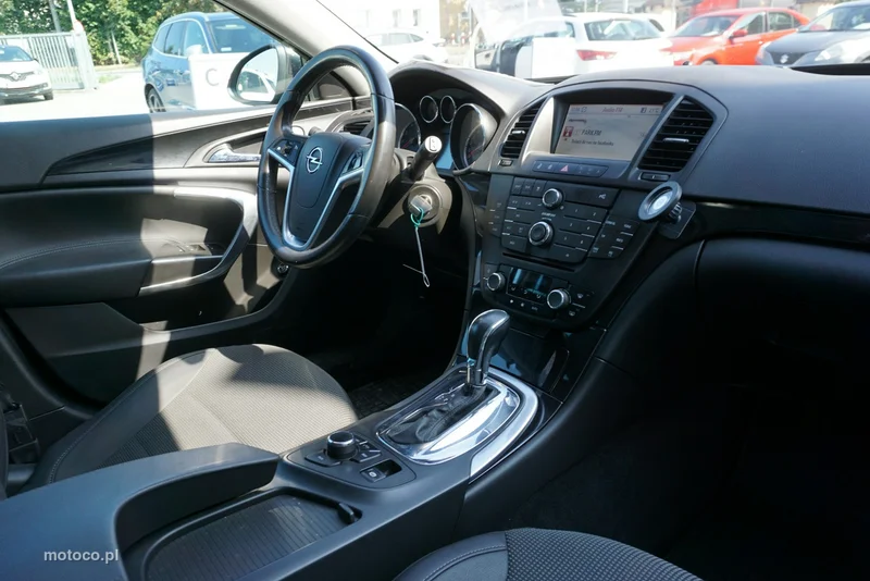 Opel Insignia A 22