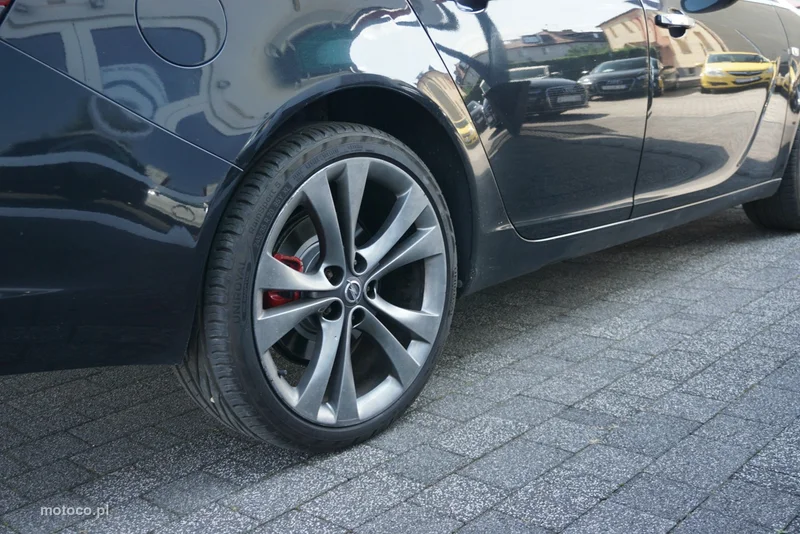 Opel Insignia A 6