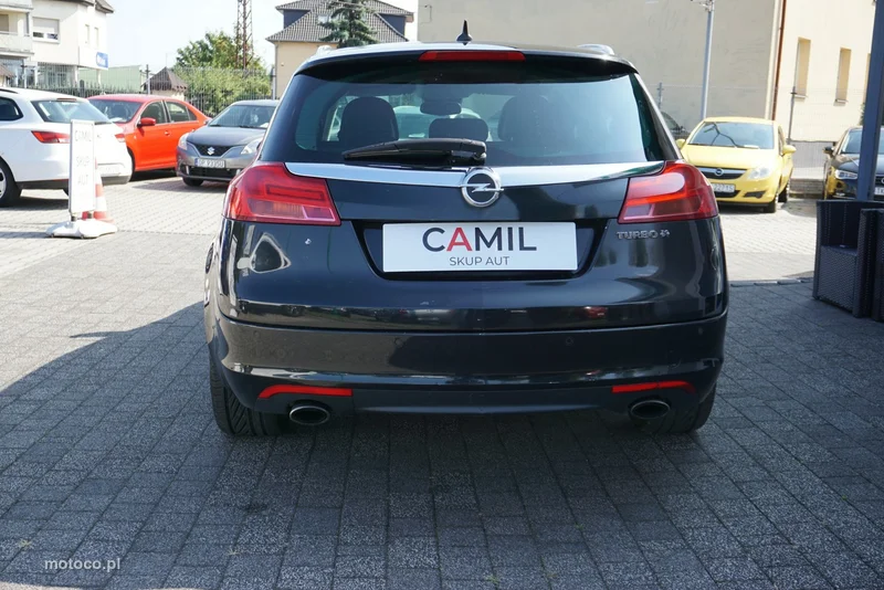 Opel Insignia A 8