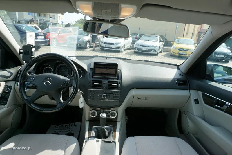 Mercedes-Benz Klasa C W204 C 200 15