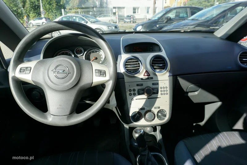 Opel Corsa D 15