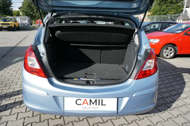Opel Corsa D 16