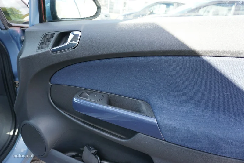 Opel Corsa D 20