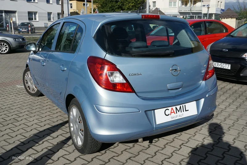Opel Corsa D 6