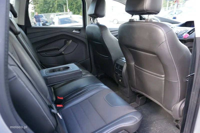Ford Kuga II 19