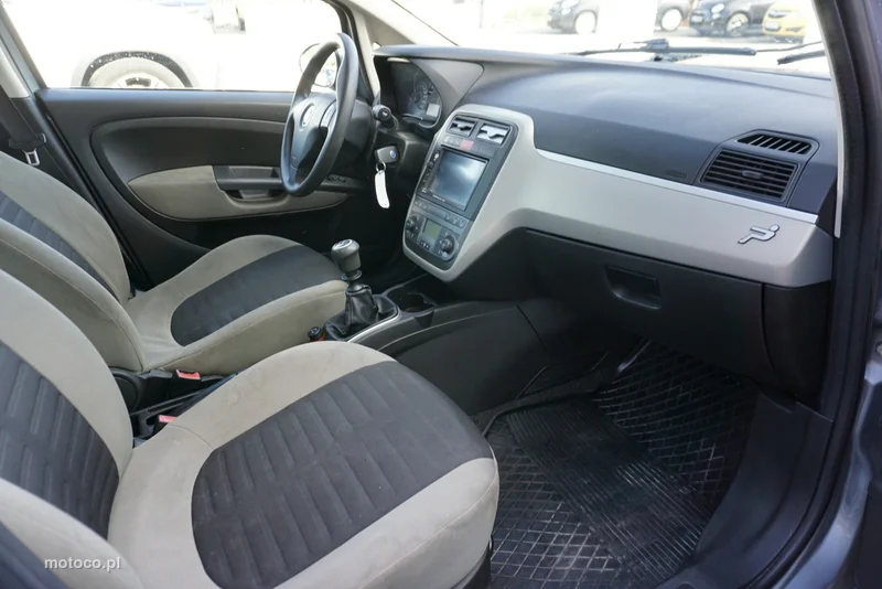 Fiat Grande Punto 21