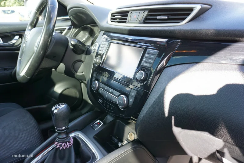 Nissan Qashqai 25
