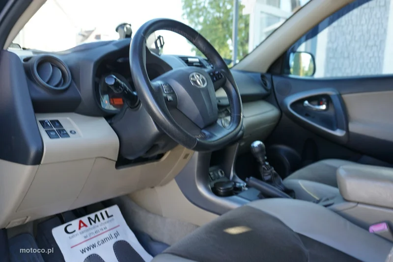 Toyota RAV 4 XA30 12