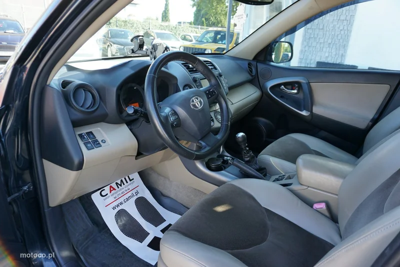 Toyota RAV 4 XA30 13