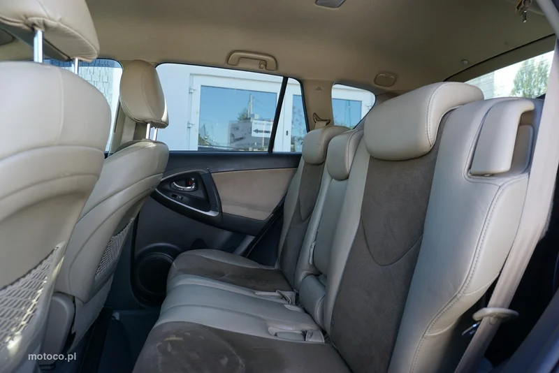 Toyota RAV 4 XA30 19