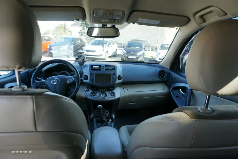 Toyota RAV 4 XA30 23