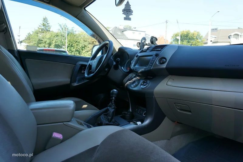 Toyota RAV 4 XA30 29