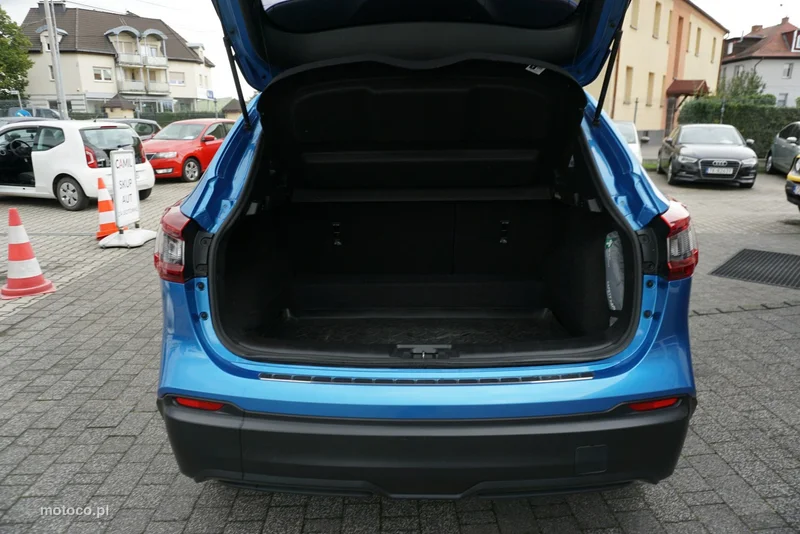 Nissan Qashqai 12