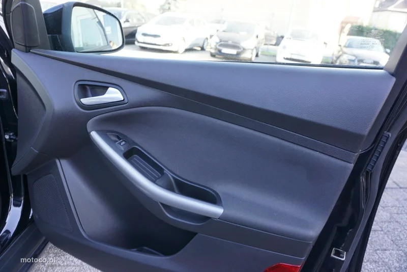Ford Focus III 17