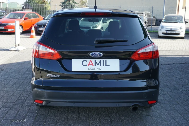 Ford Focus III 5