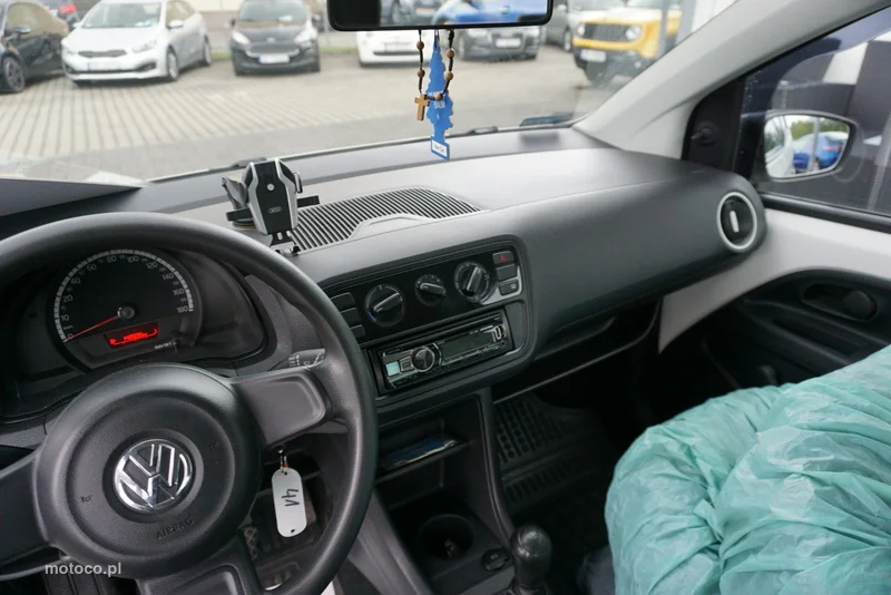 Volkswagen up! 11