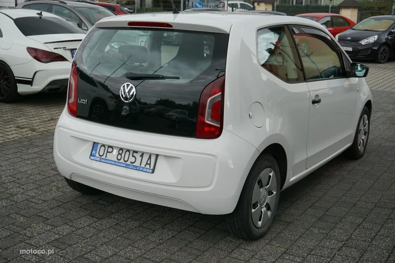 Volkswagen up! 4