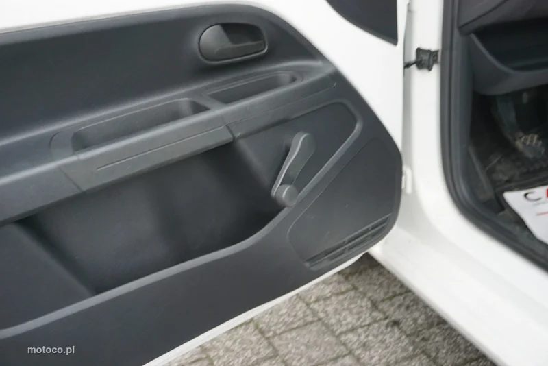 Volkswagen up! 9