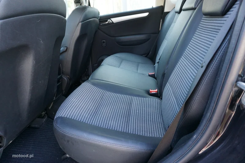 Mercedes-Benz Klasa A W169 A 200 11