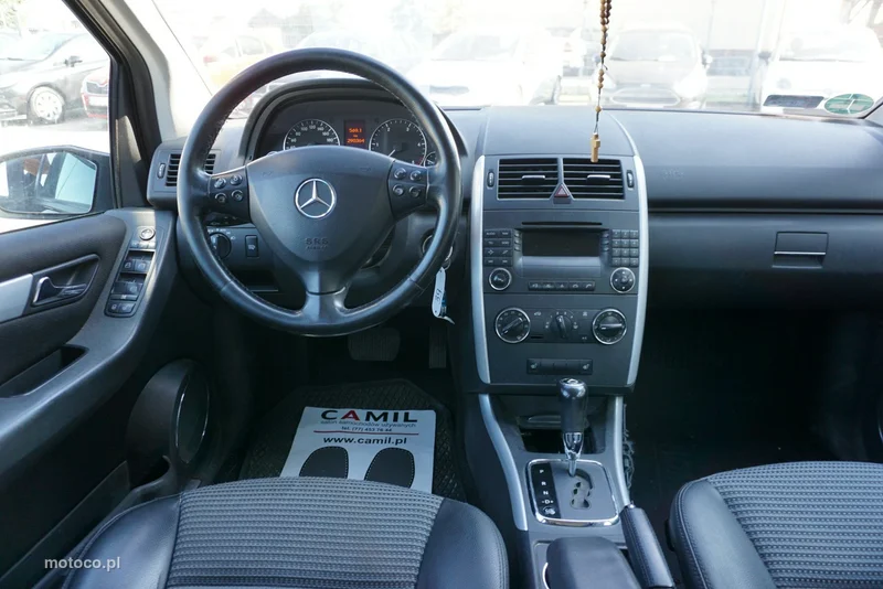 Mercedes-Benz Klasa A W169 A 200 12
