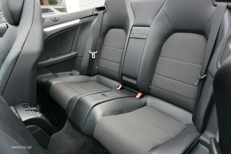 Mercedes-Benz Klasa E W212 E 250 13