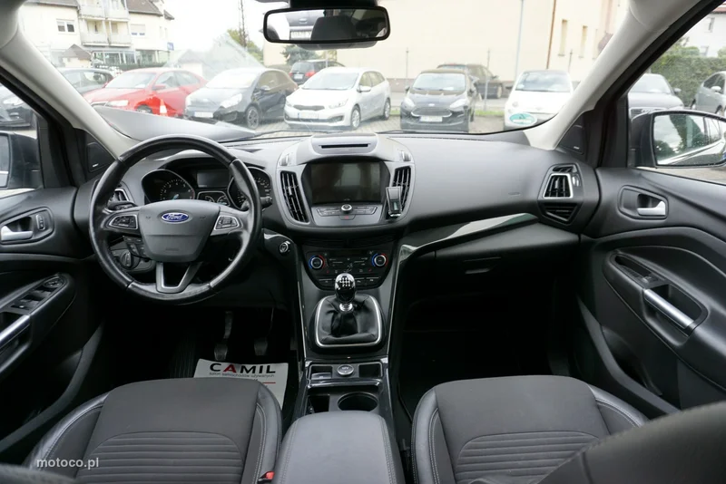 Ford Kuga II 17