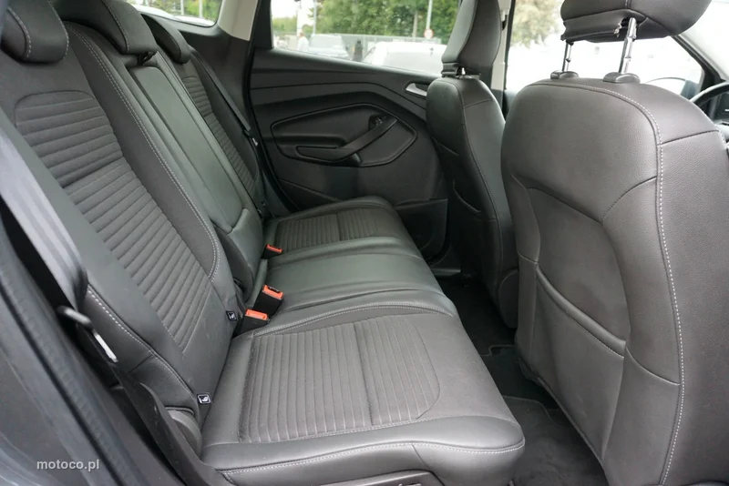Ford Kuga II 25