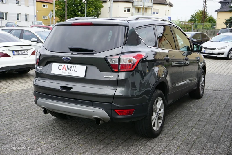 Ford Kuga II 4