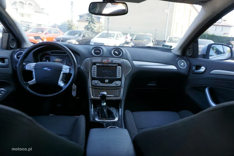 Ford Mondeo IV 13