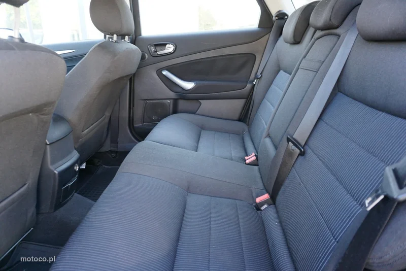 Ford Mondeo IV 10