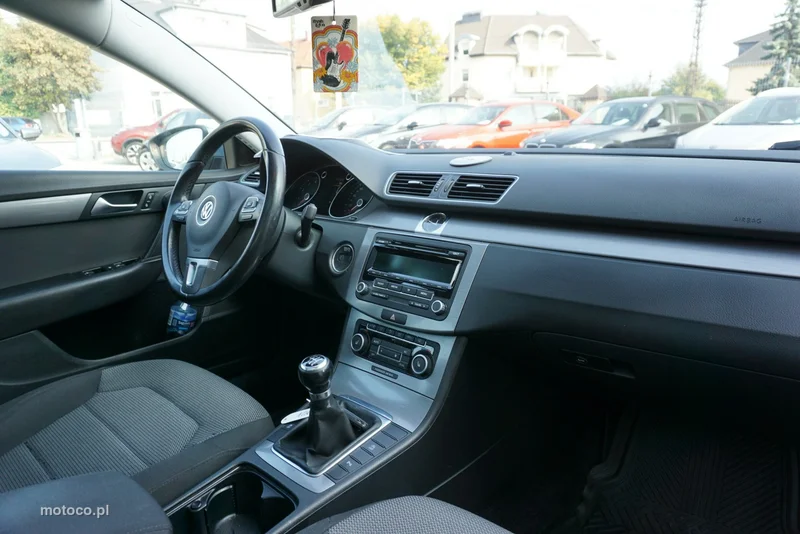 Volkswagen Passat B7 19