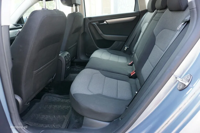 Volkswagen Passat B7 10