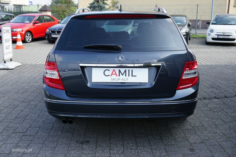 Mercedes-Benz Klasa C W204 C 180 5