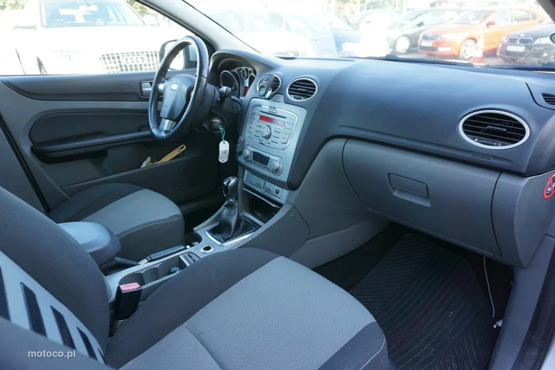 Ford Focus II 14