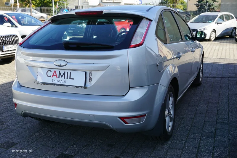 Ford Focus II 4