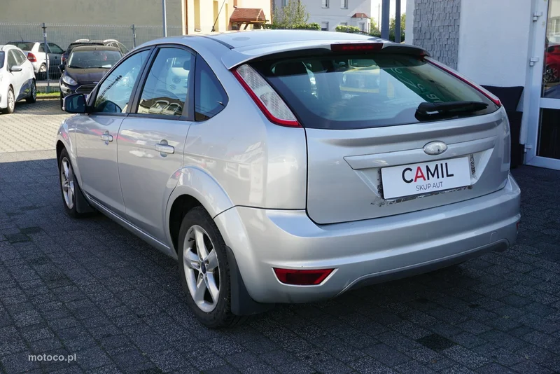 Ford Focus II 7