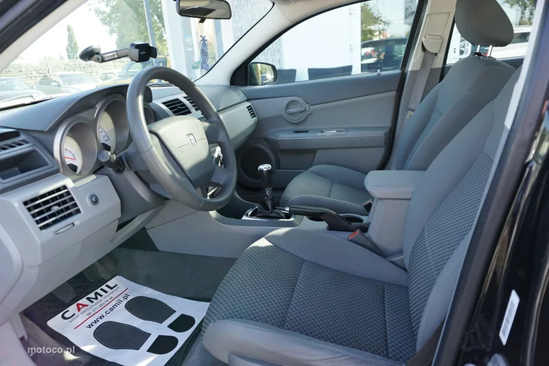 Dodge Avenger 9