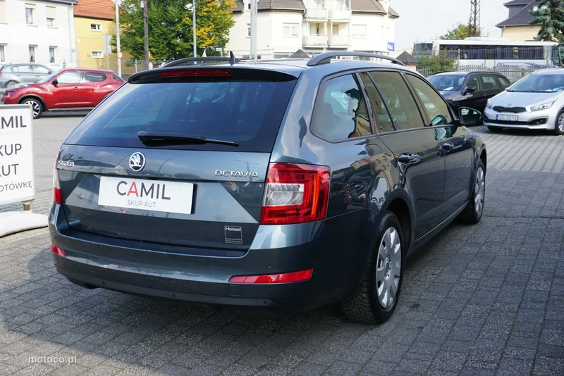 Skoda Octavia III 4