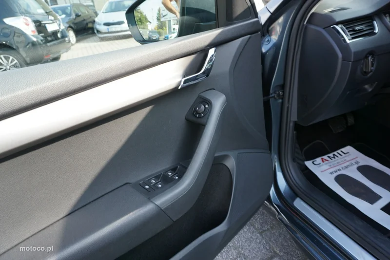 Skoda Octavia III 9