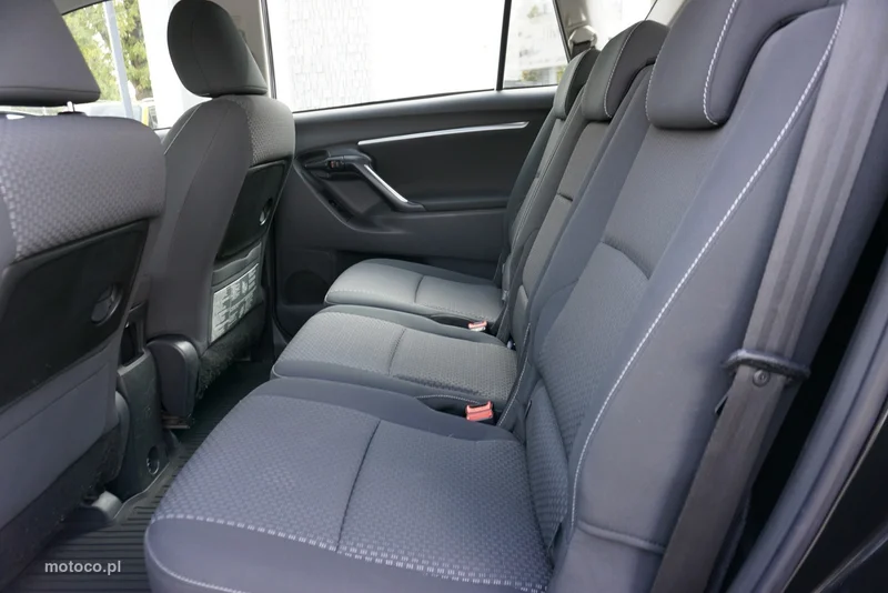 Toyota Verso 11