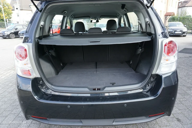 Toyota Verso 17
