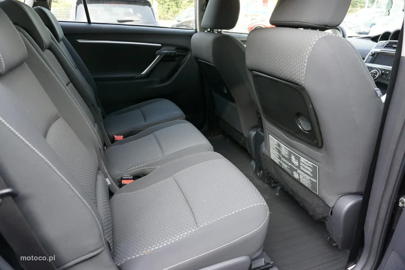 Toyota Verso 19
