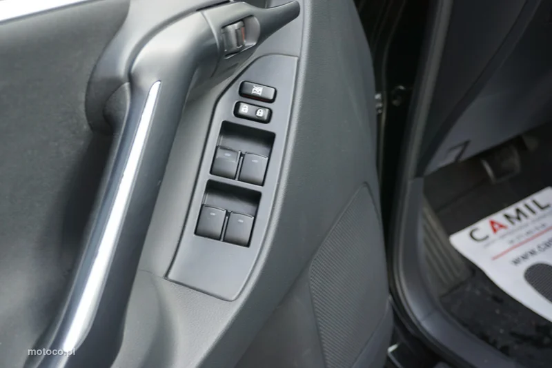 Toyota Verso 8