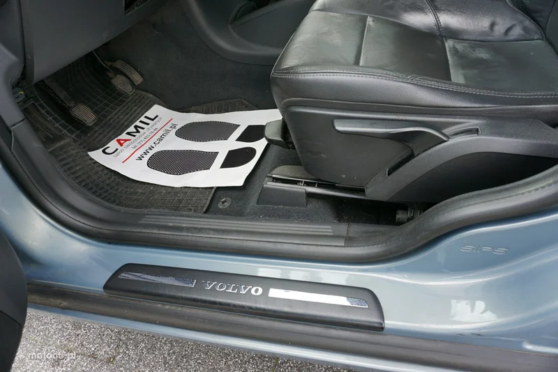 Volvo V50 11