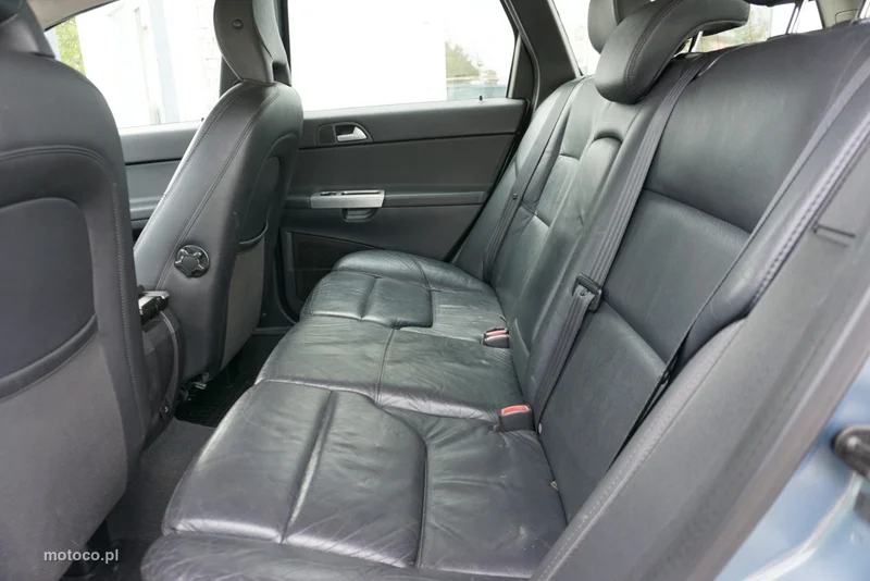 Volvo V50 13