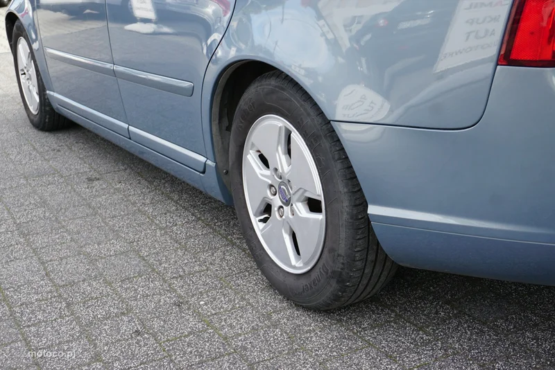 Volvo V50 8