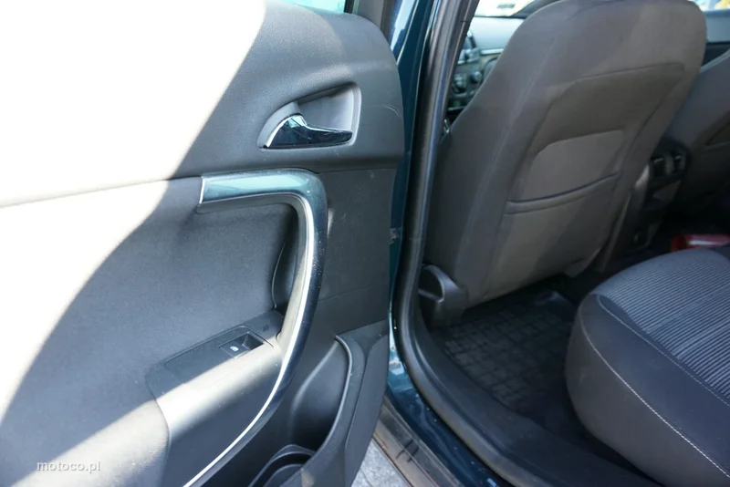 Opel Insignia Sports Tourer 12
