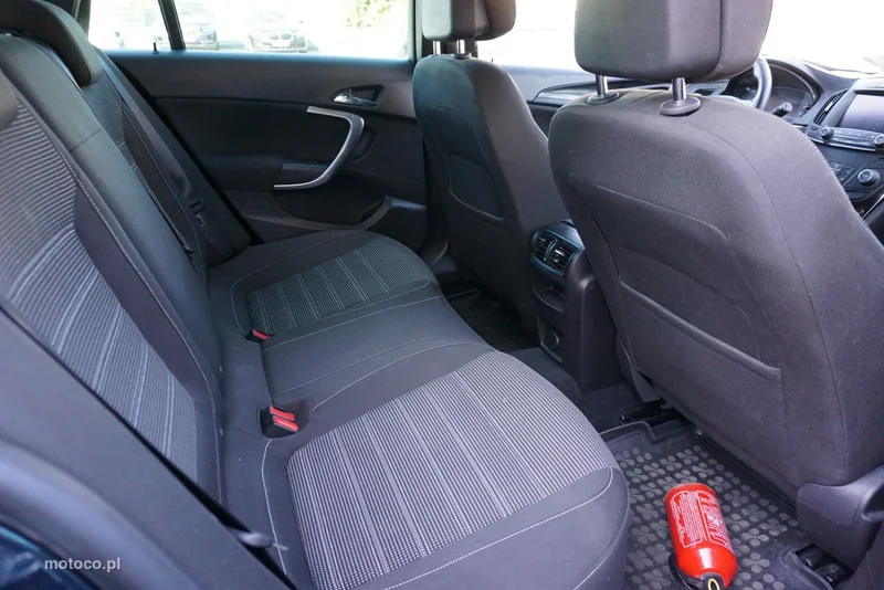 Opel Insignia Sports Tourer 19