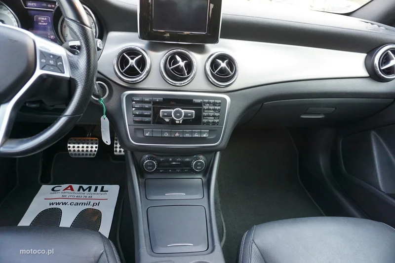Mercedes-Benz CLA C117 200 16