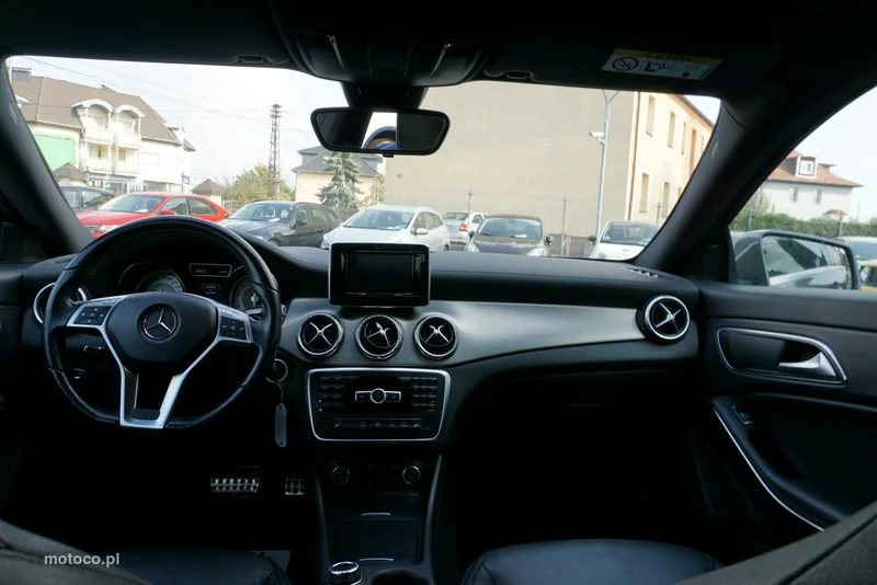 Mercedes-Benz CLA C117 200 17